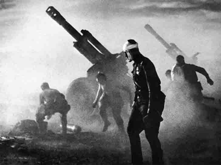 WWII howitzer