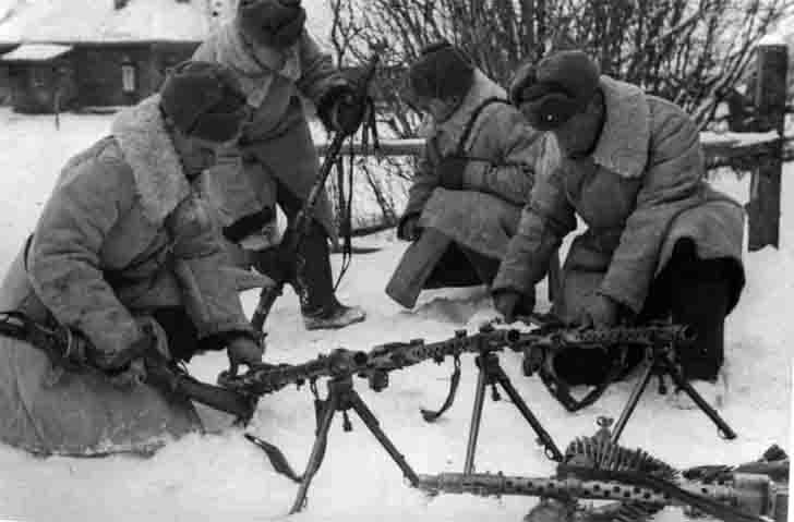 Captured German machine guns
