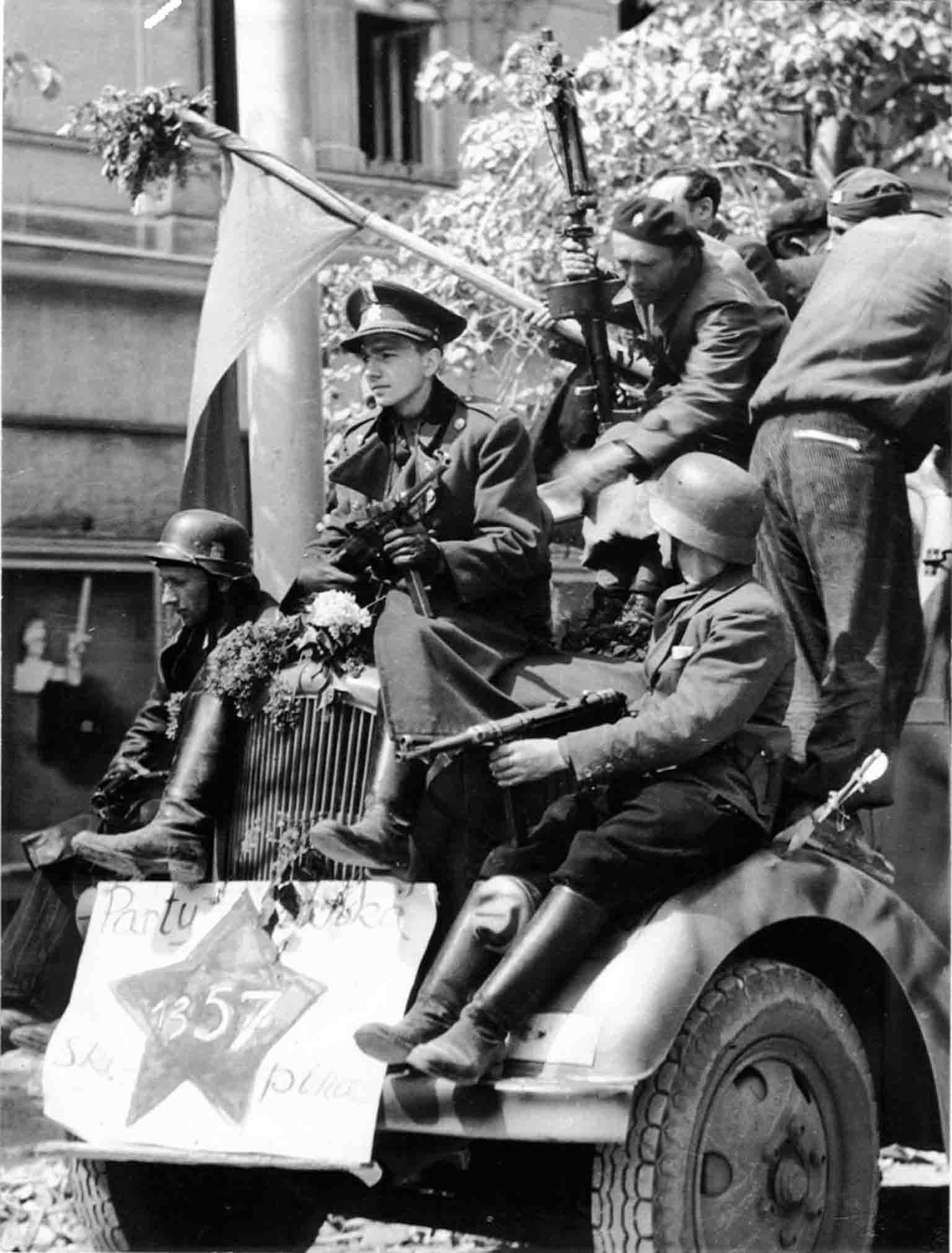 Czechoslovak resistance fighters