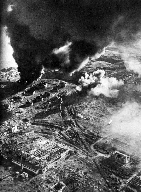 Black smoke rising over Stalingrad after Luftwaffe bombing, autumn 1942