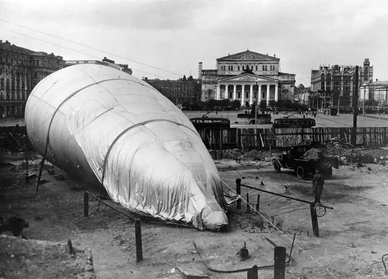 Barrage Balloon of Moscow’s Air Defense on Revolution Square, 1941