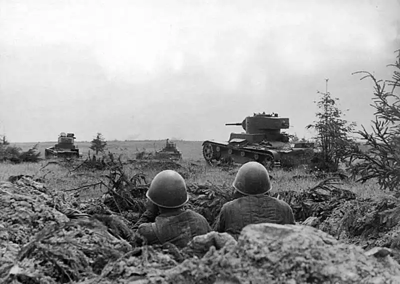 Soviet T-26 light tanks of the 105th Tank Division counterattacking German positions near Smolensk in July 1941.