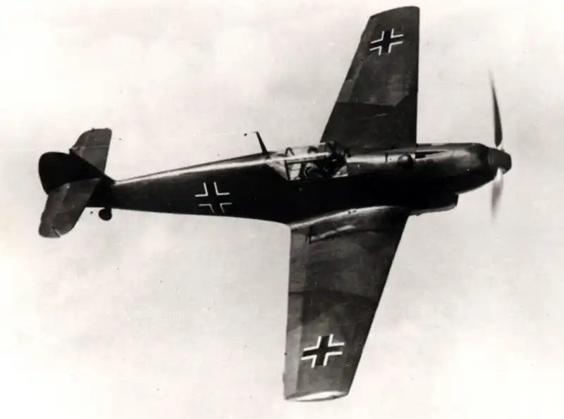 Luftwaffe Messerschmitt Bf 109B-1 fighter aircraft in flight during test trials in Germany, 1937.