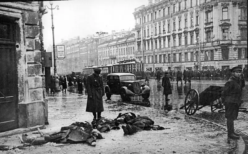 Civilian victim of German artillery shelling on Nevsky Prospect near Ligovsky Avenue during the early days of the Siege of Leningrad, September 1941