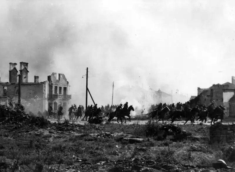Polish cavalry units in the town of Sochaczew during the Battle of the Bzura, Poland, September 1939