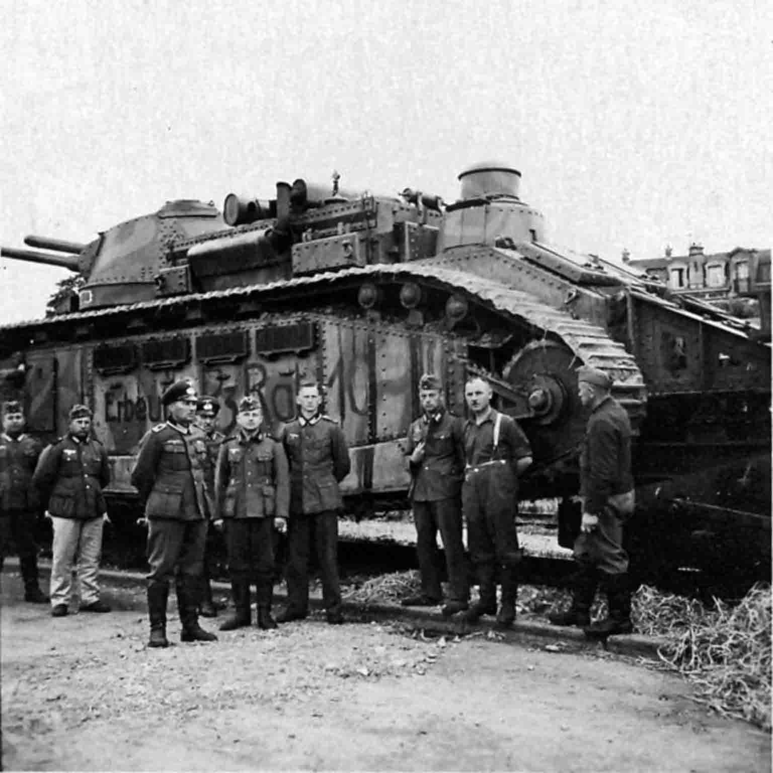 Большой немецкий танк. Французский танк Char 2c. FCM Char 2c (Франция). Самый большой танк в 1941. Французский танк FCM 2c.