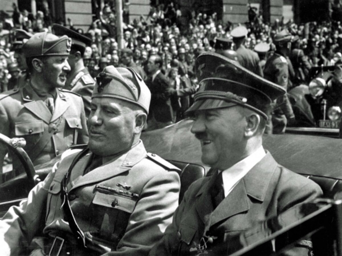Adolf Hitler, Benito Mussolini