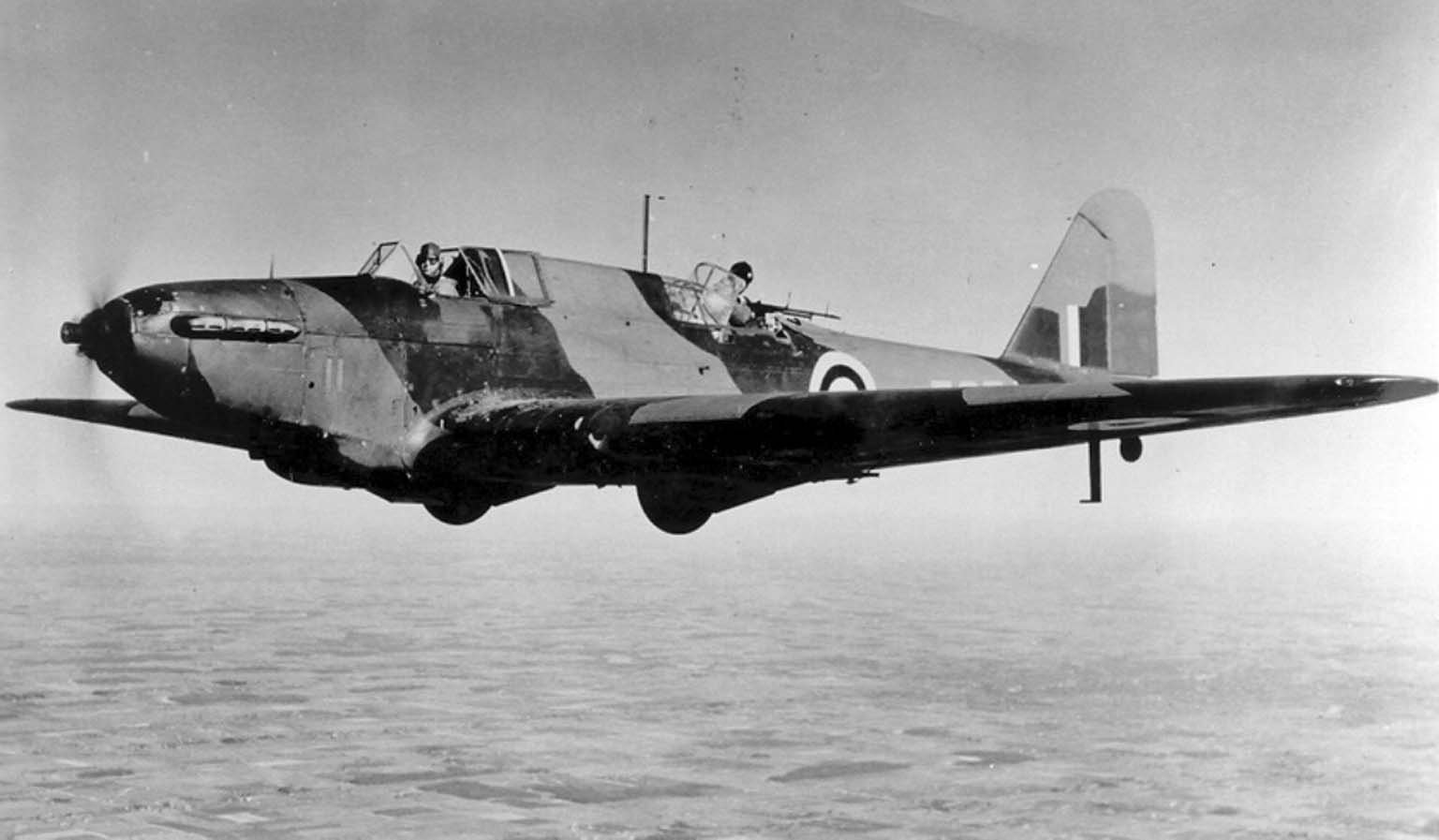 Штурмовик британии. Fairey "Battle", бомбардировщик. Фэйри Бэттл самолет. Британский лёгкий бомбардировщик Фэйри Бэттл. Самолет Фейри батл.