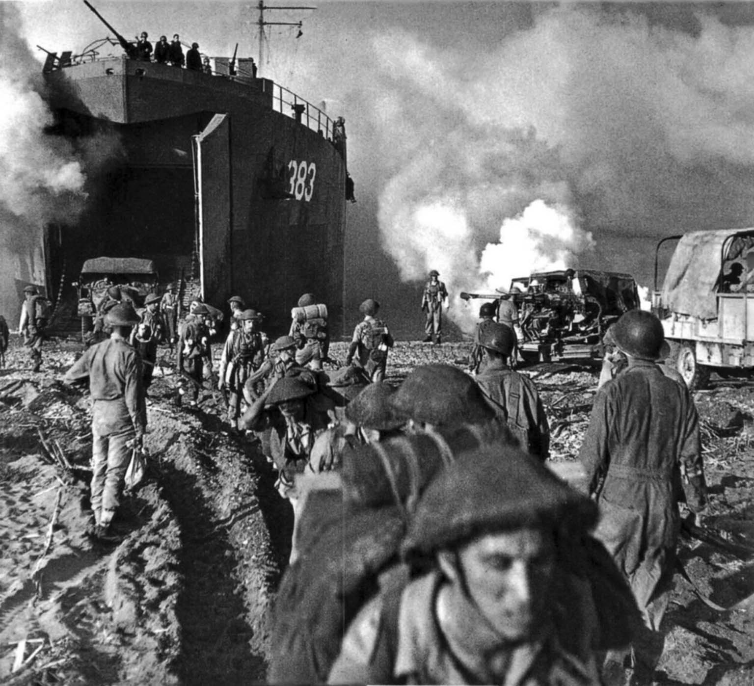 2 сентября войска союзников начали высадку. Кампания в Италии 1943. Италия в 1943 году. Немецкие войска в Италии.