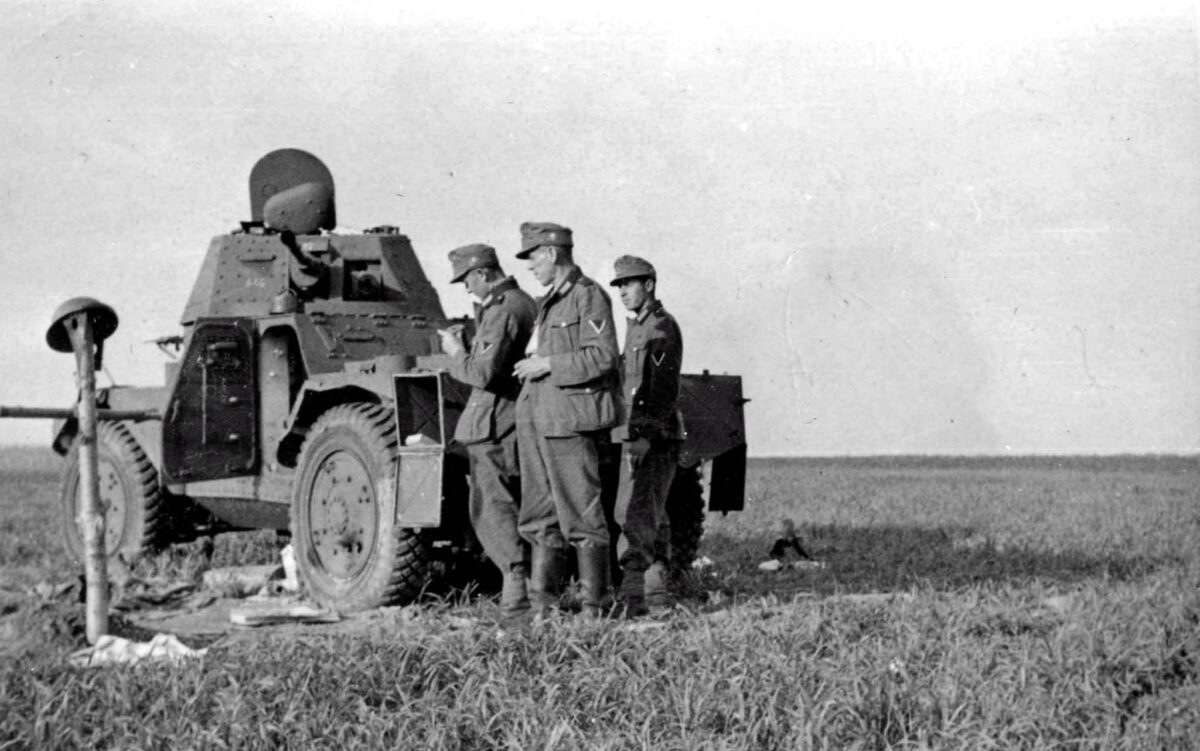 2. Gebirgs-Division, Panhard 178