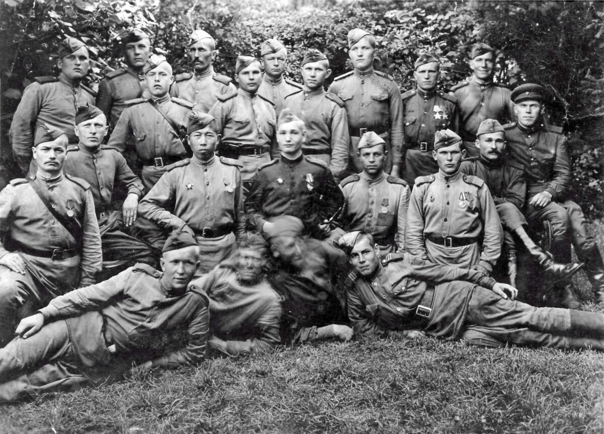 Platoon of Soviet soldiers