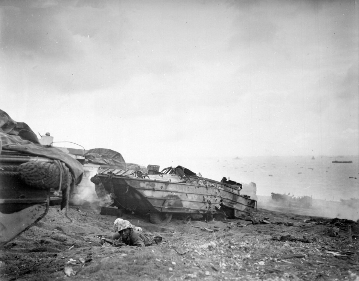 marines in the battle of Iwo Jima