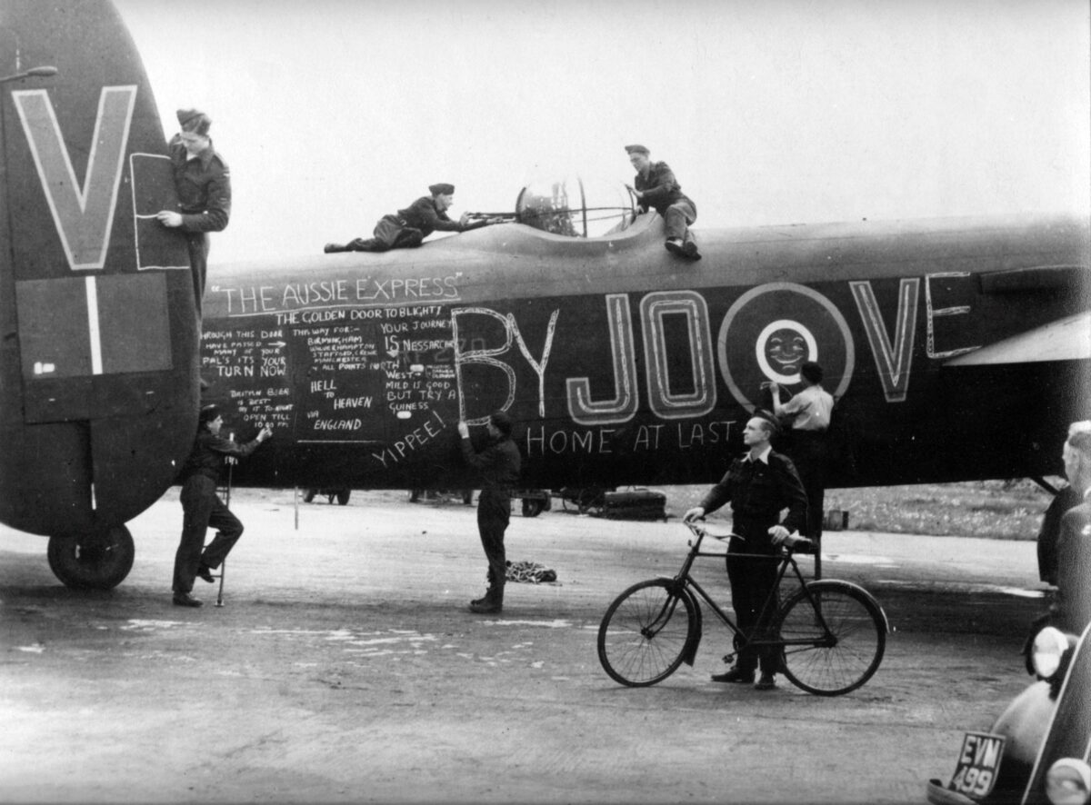 bomber Avro Lancaster