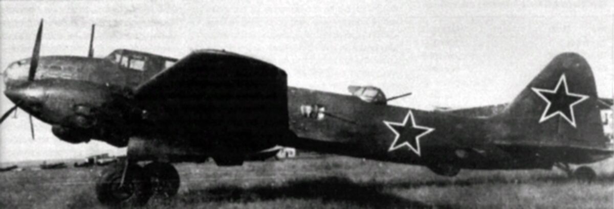 Long-range bomber Il-6