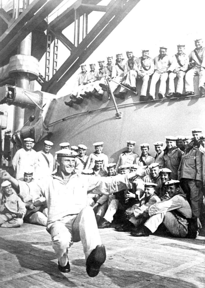 battleship October Revolution