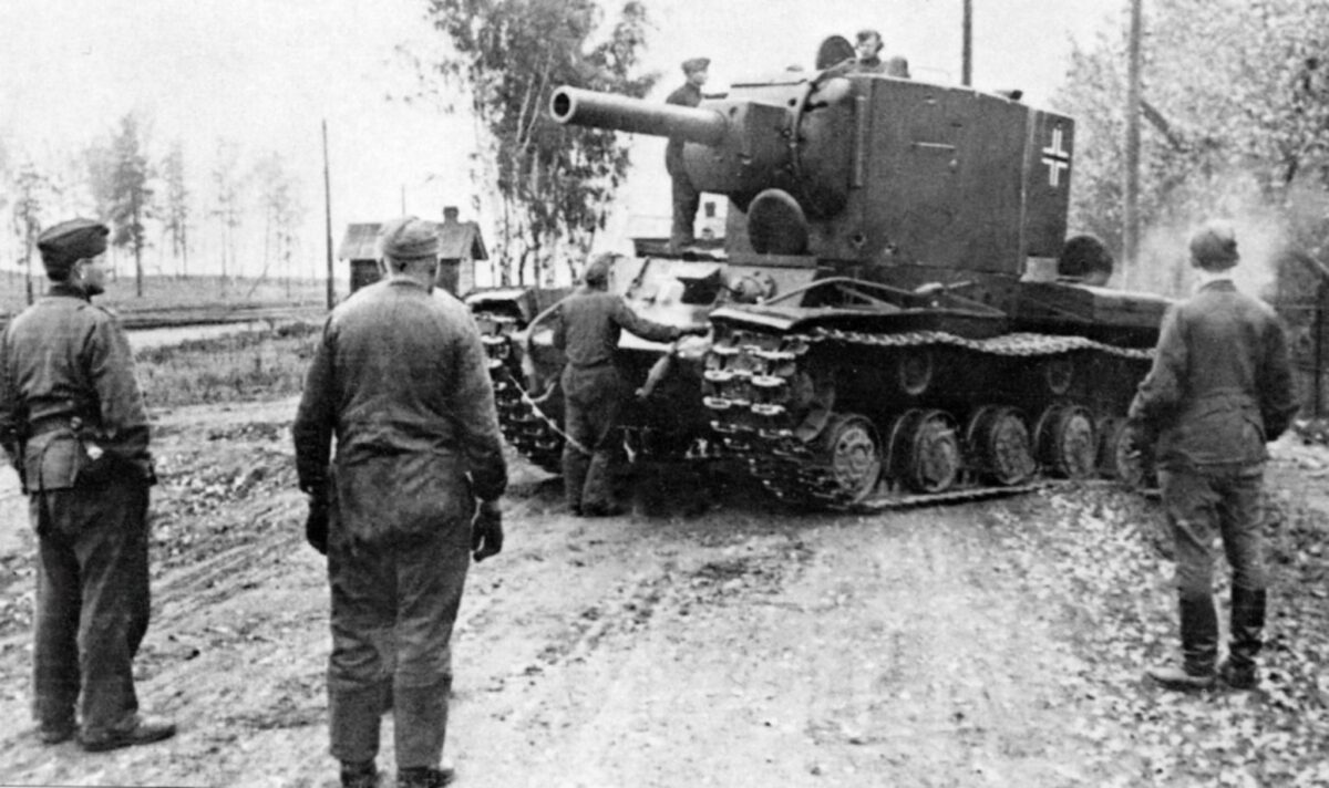KV-2 in the Wehrmacht