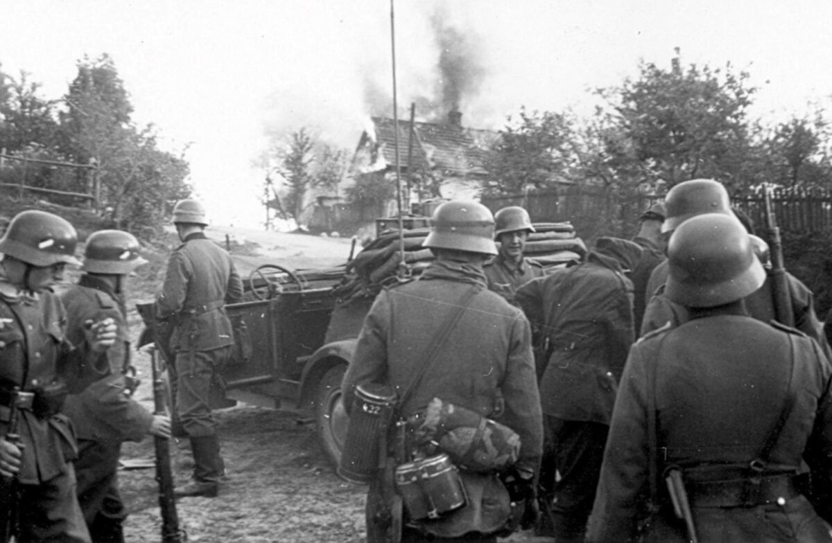 Wehrmacht in Polish village