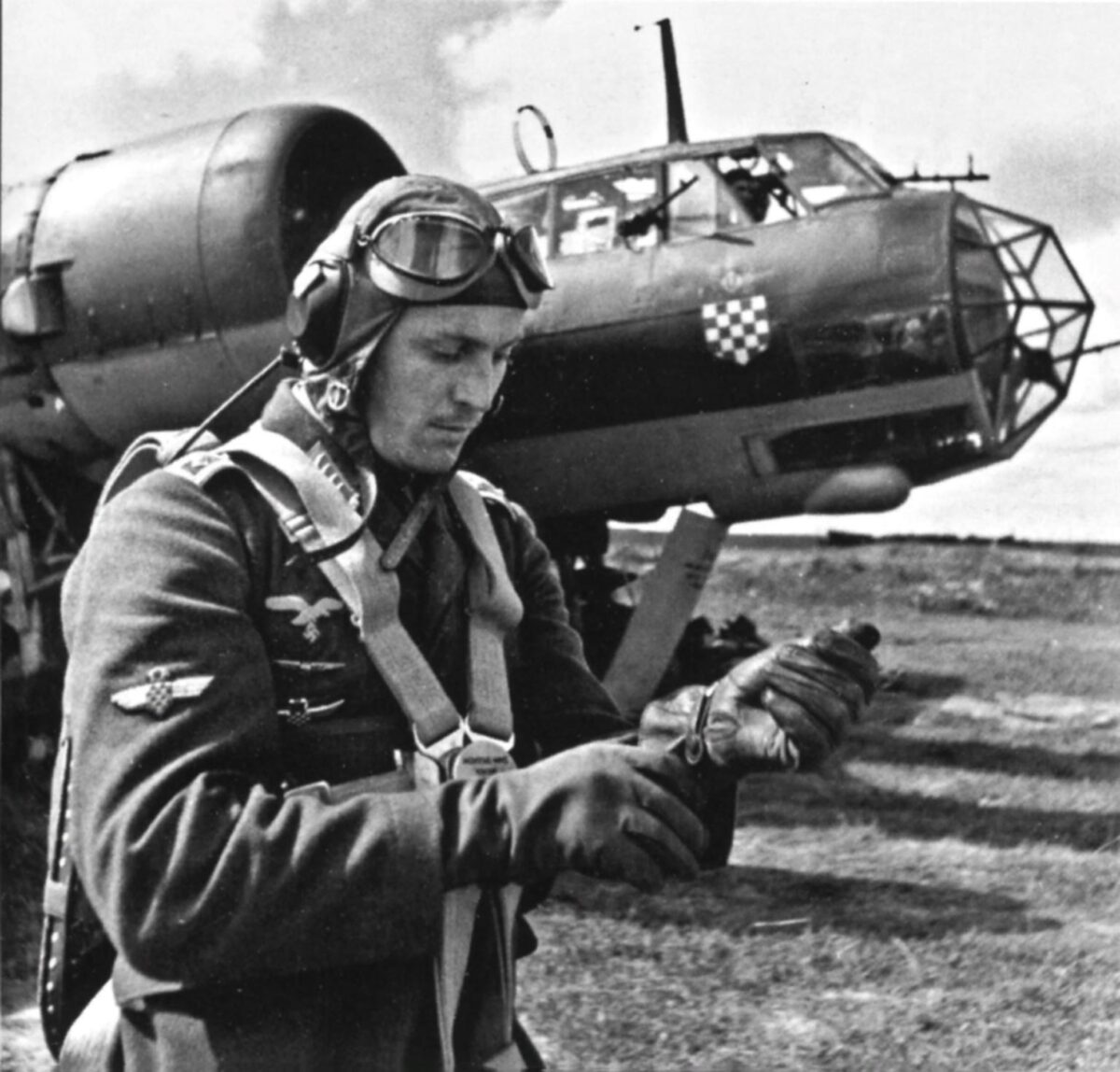 Croatian pilot, Do-17Z bomber