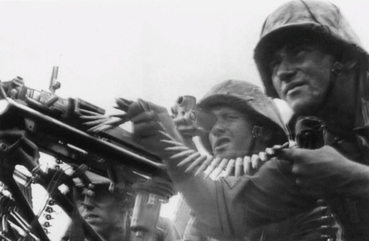 team of MG.34 machine gun