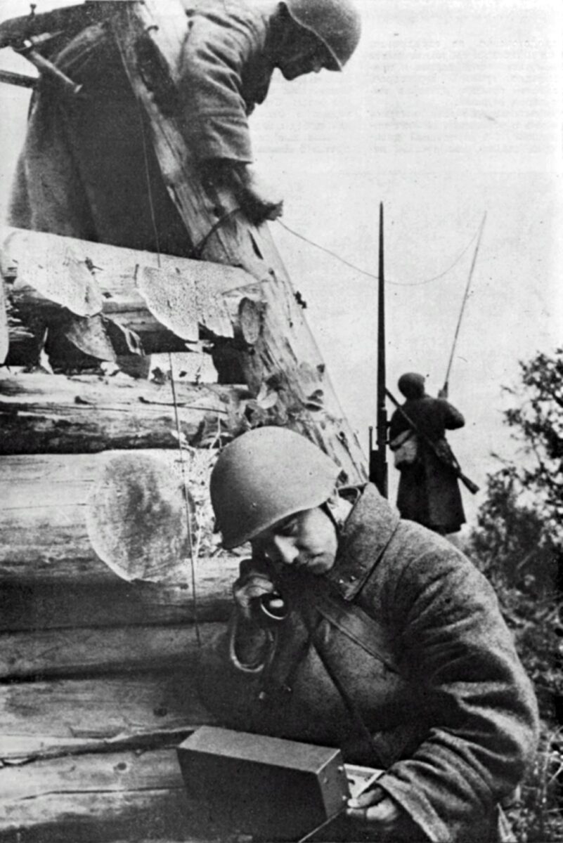 Soviet signalmen