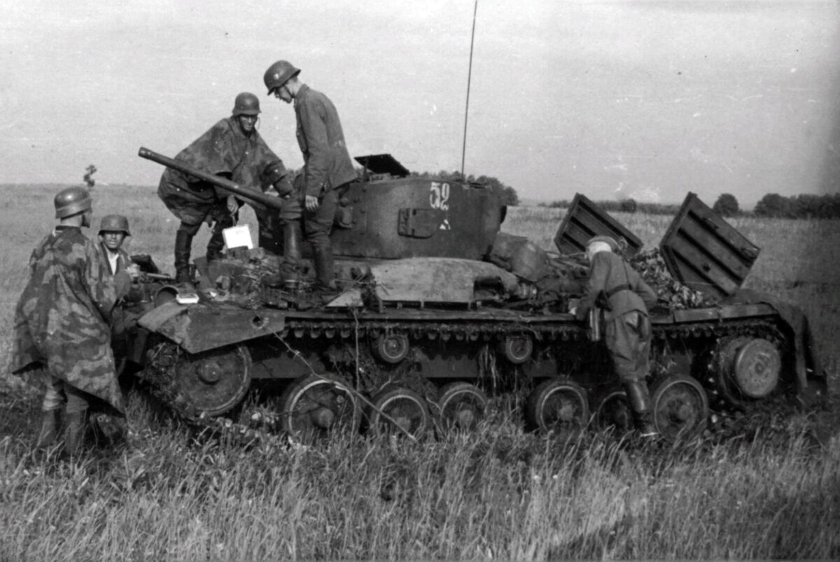 Lost Soviet Mk.III Valentine tank with the name For Stalin!