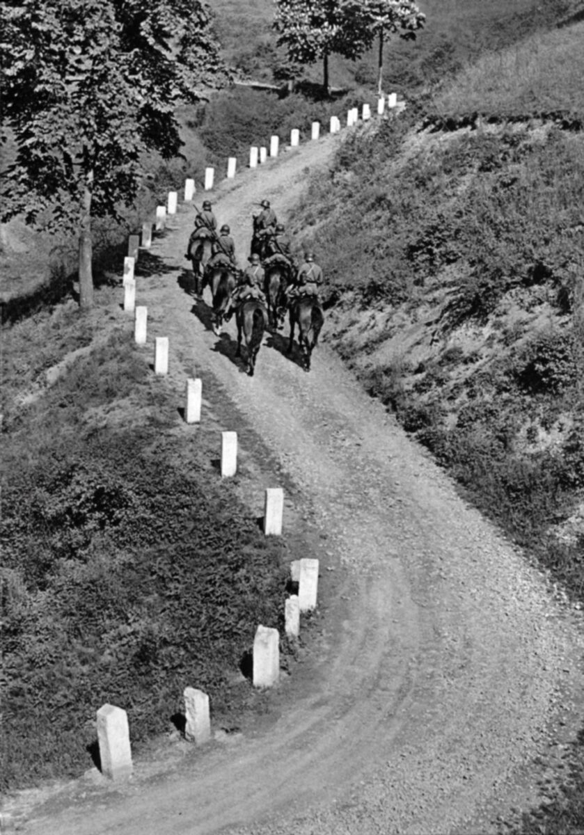 Czechoslovak equestrian patrol