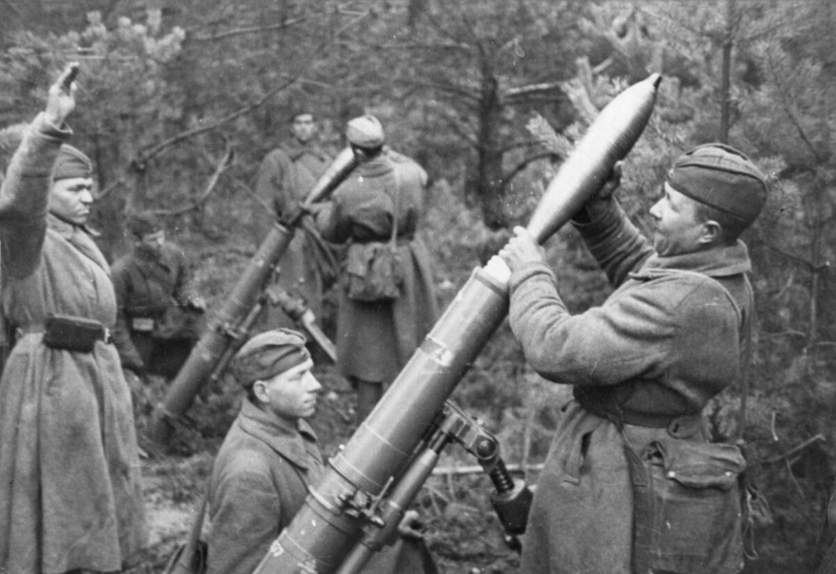 Red Army soldiers firing PM-38 120-mm mortars on the Leningrad front