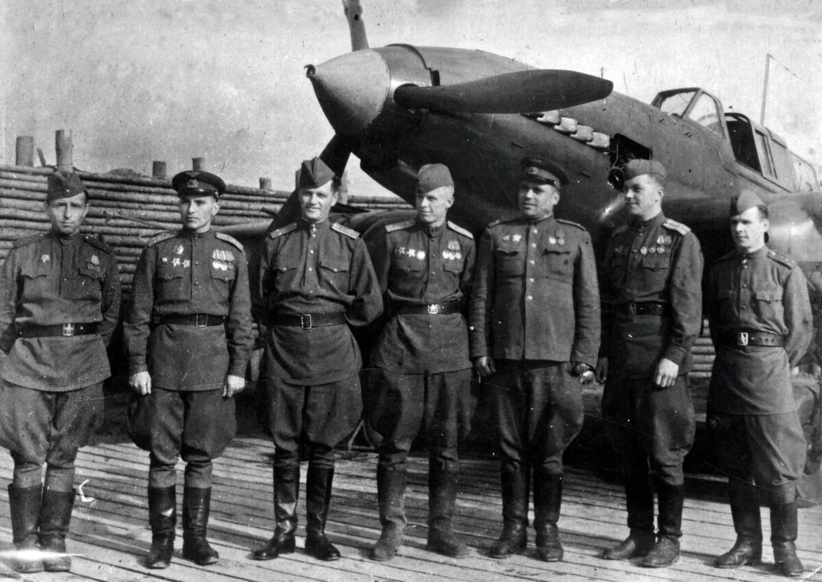 Pilots from the 566th regiment, Il-2 attack aircraft