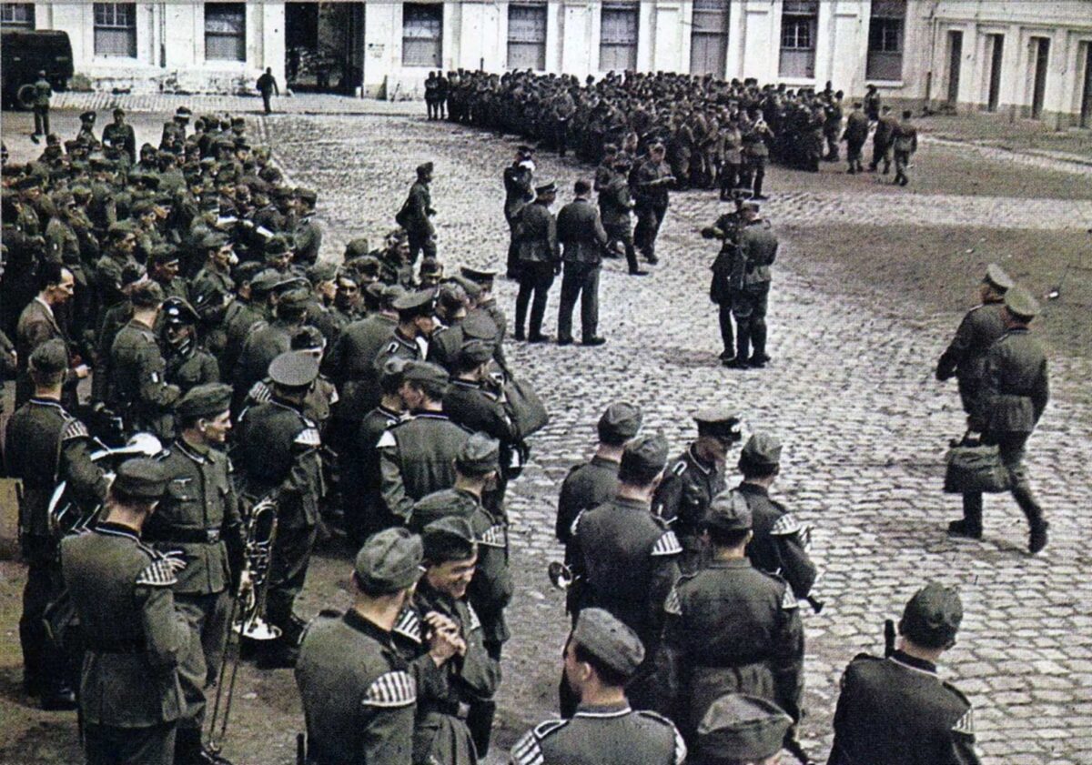 Вермахт в Париже 1940