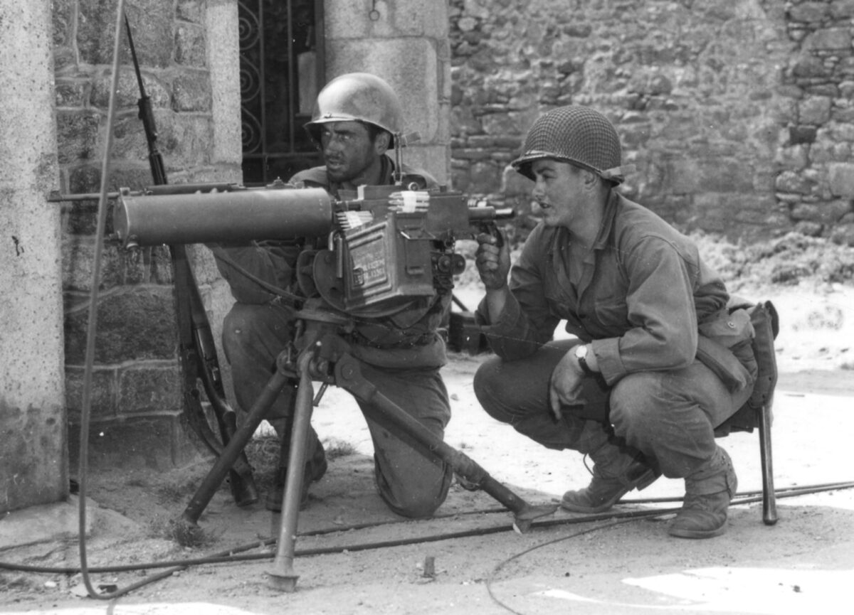 Machine gunners from the 83rd US Infantry Division