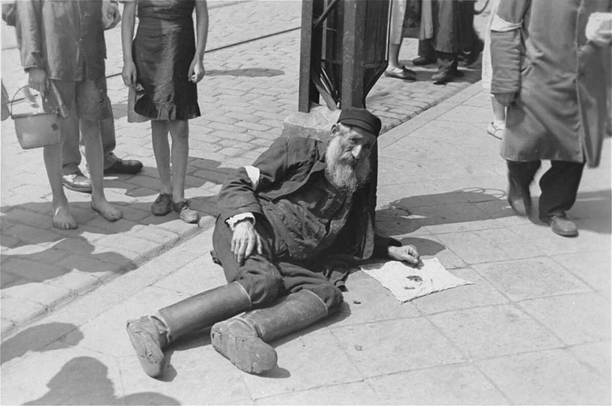 Image of Warsaw Ghetto