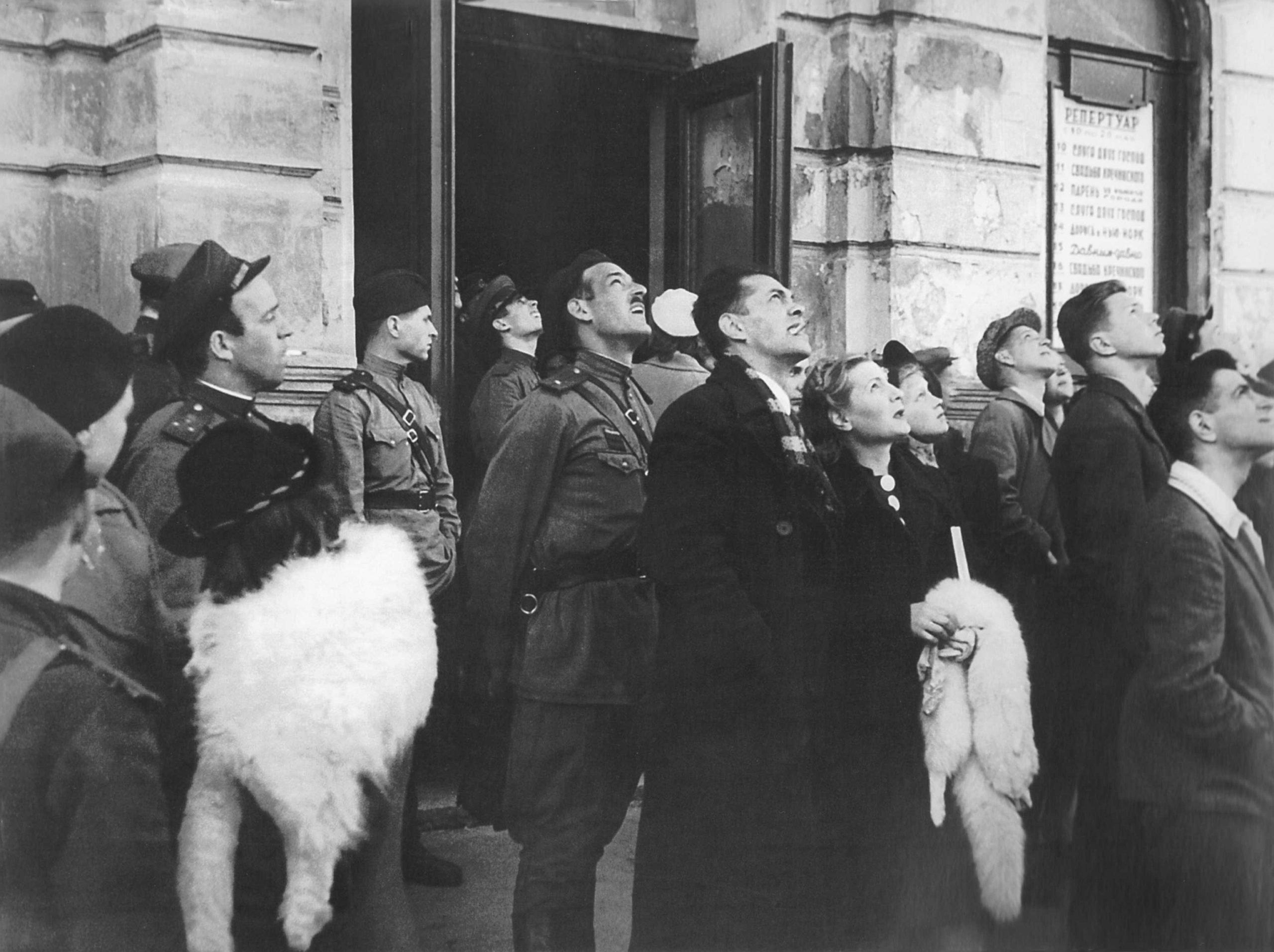 Spectators of the Leningrad Gorky Theater