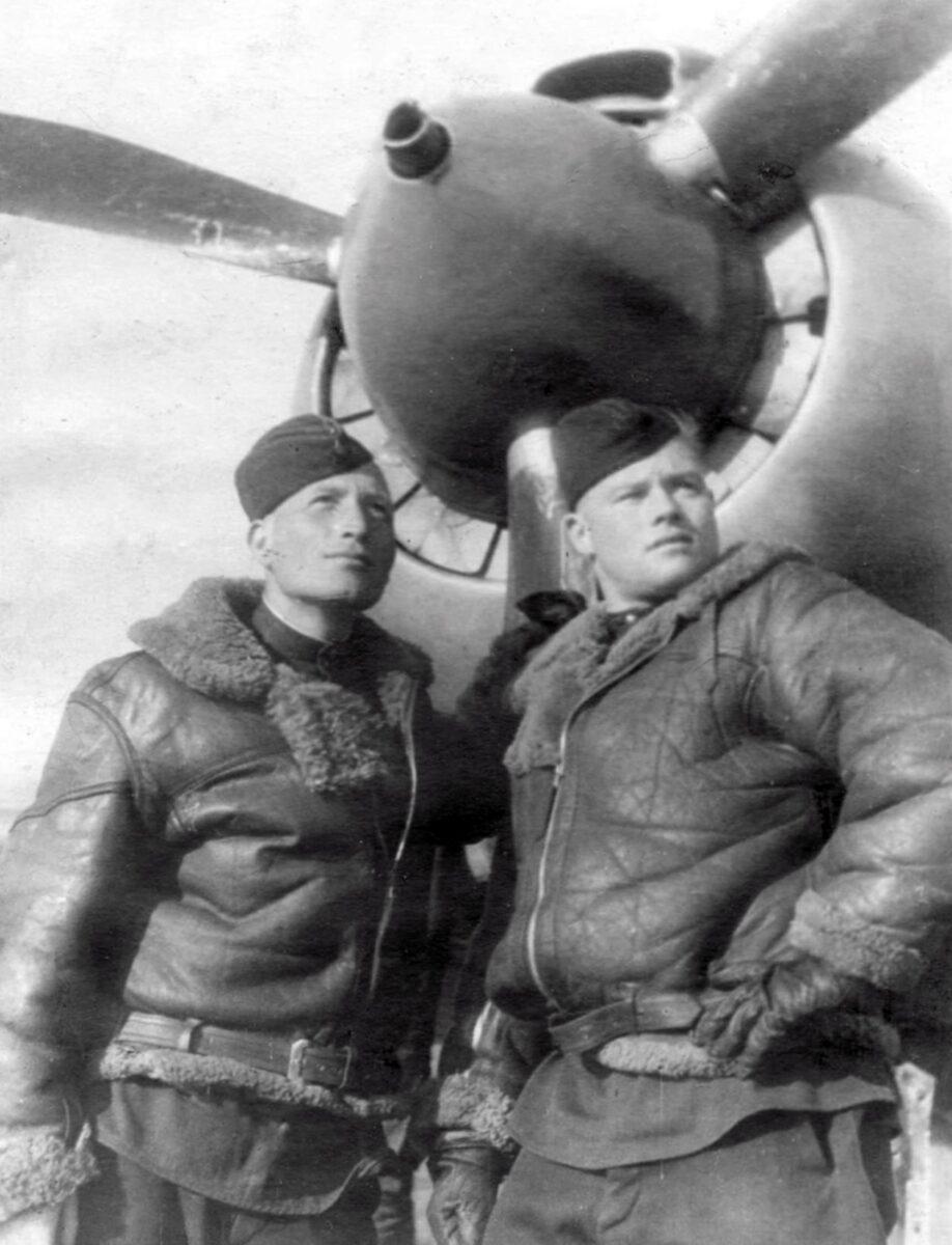 Captain Yakov Murashkin and Lieutenant Boris Komarov