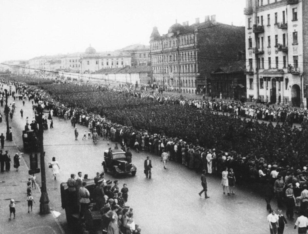 Parade of German prisoners of war in Moscow