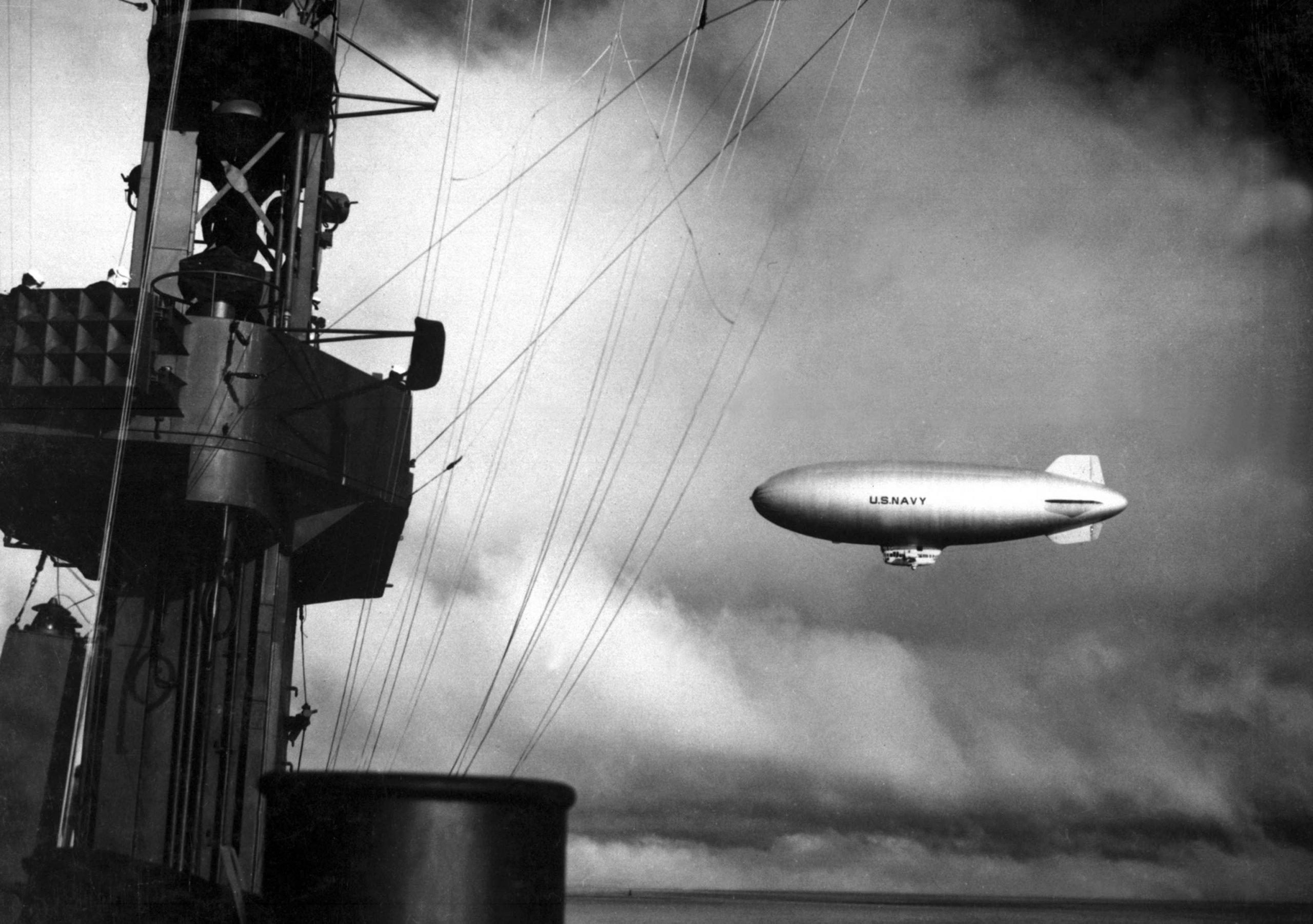 US Navy airship