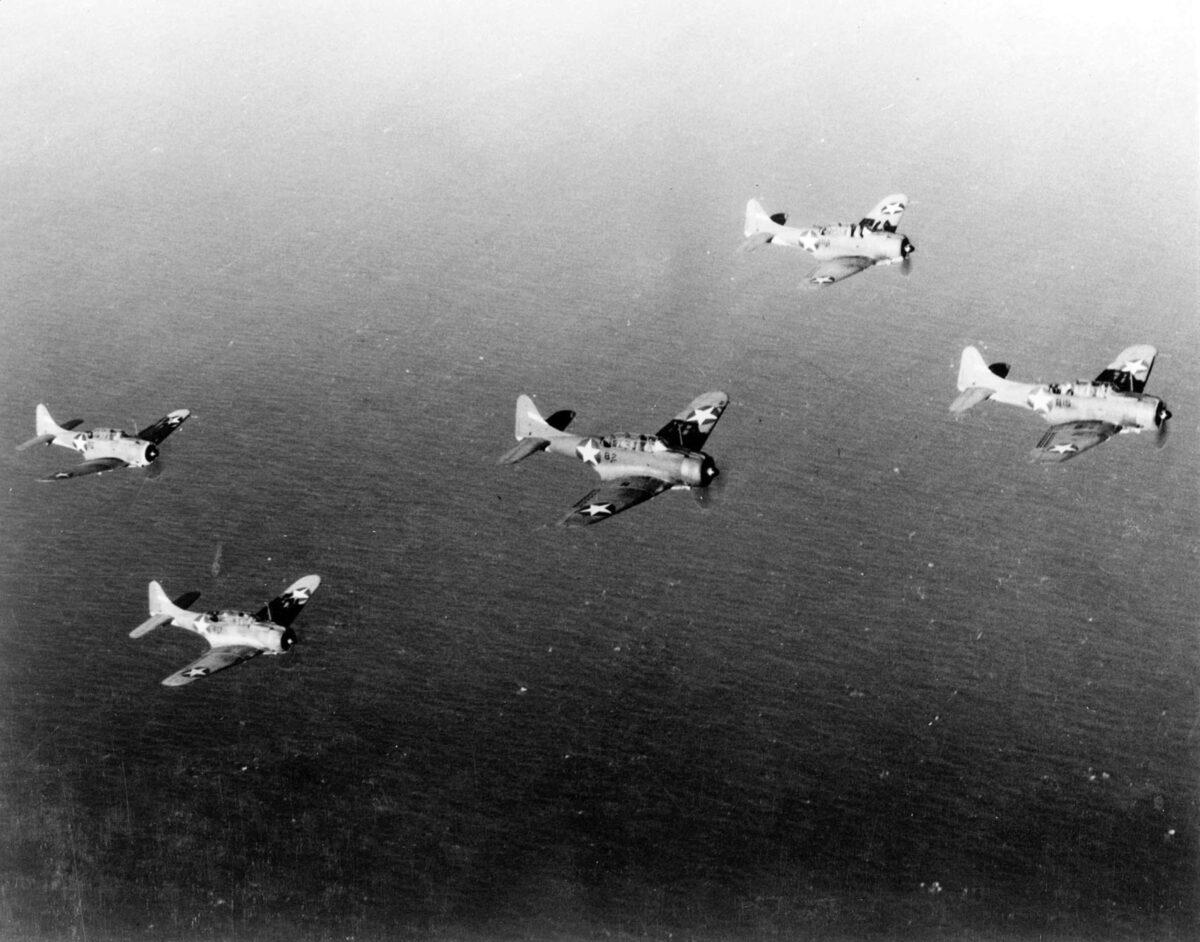 Douglas SBD-3 Dauntless